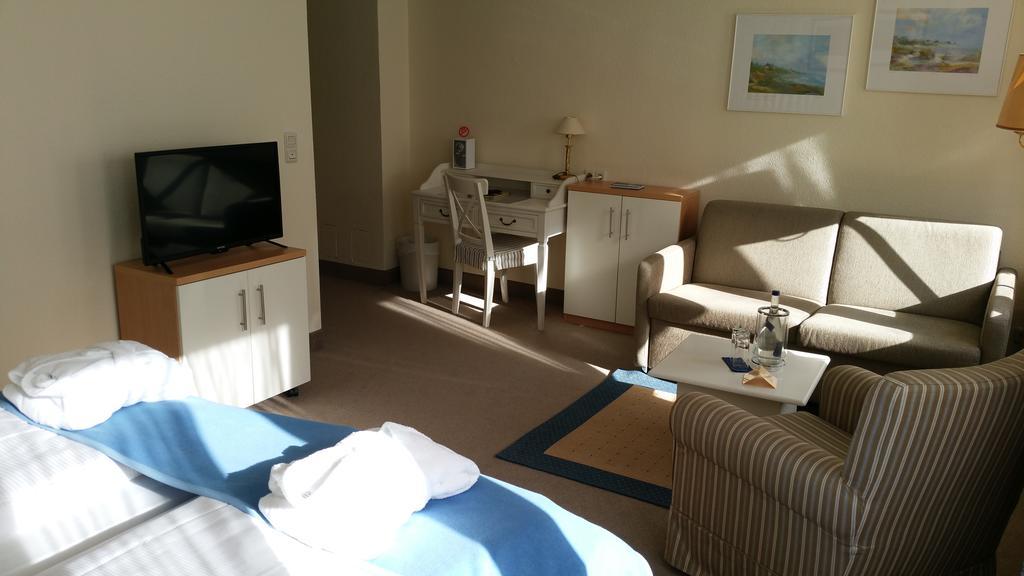 Hotel Clausen Westerland Zimmer foto